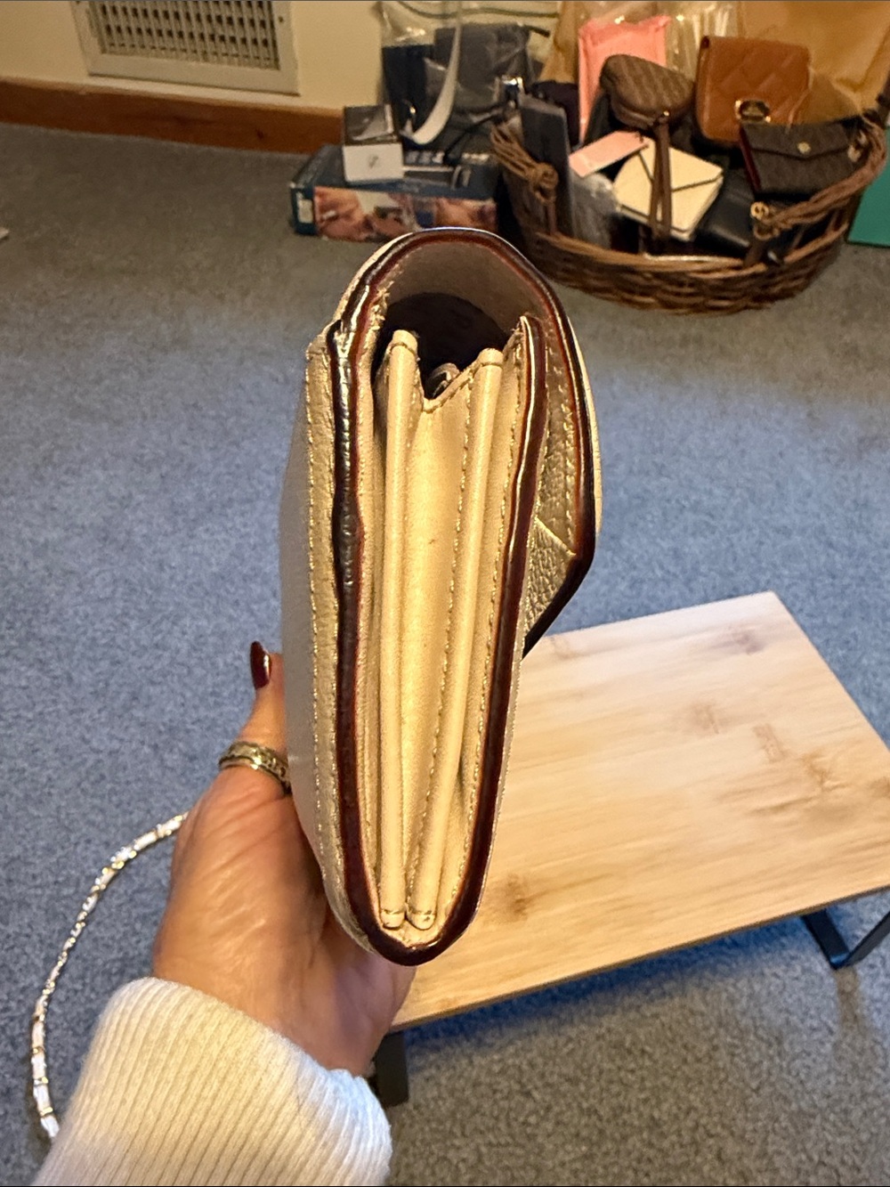 Kate Spade wallet, beige leather I added a chain for Crossbody - Picture 5 of 8